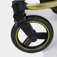 PU voorwiel van de InnoPet Premium Comfort hondenbuggy met stijlvolle velg.