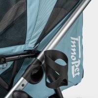 Bekerhouder op de InnoPet Premium Comfort hondenbuggy lichtblauw.